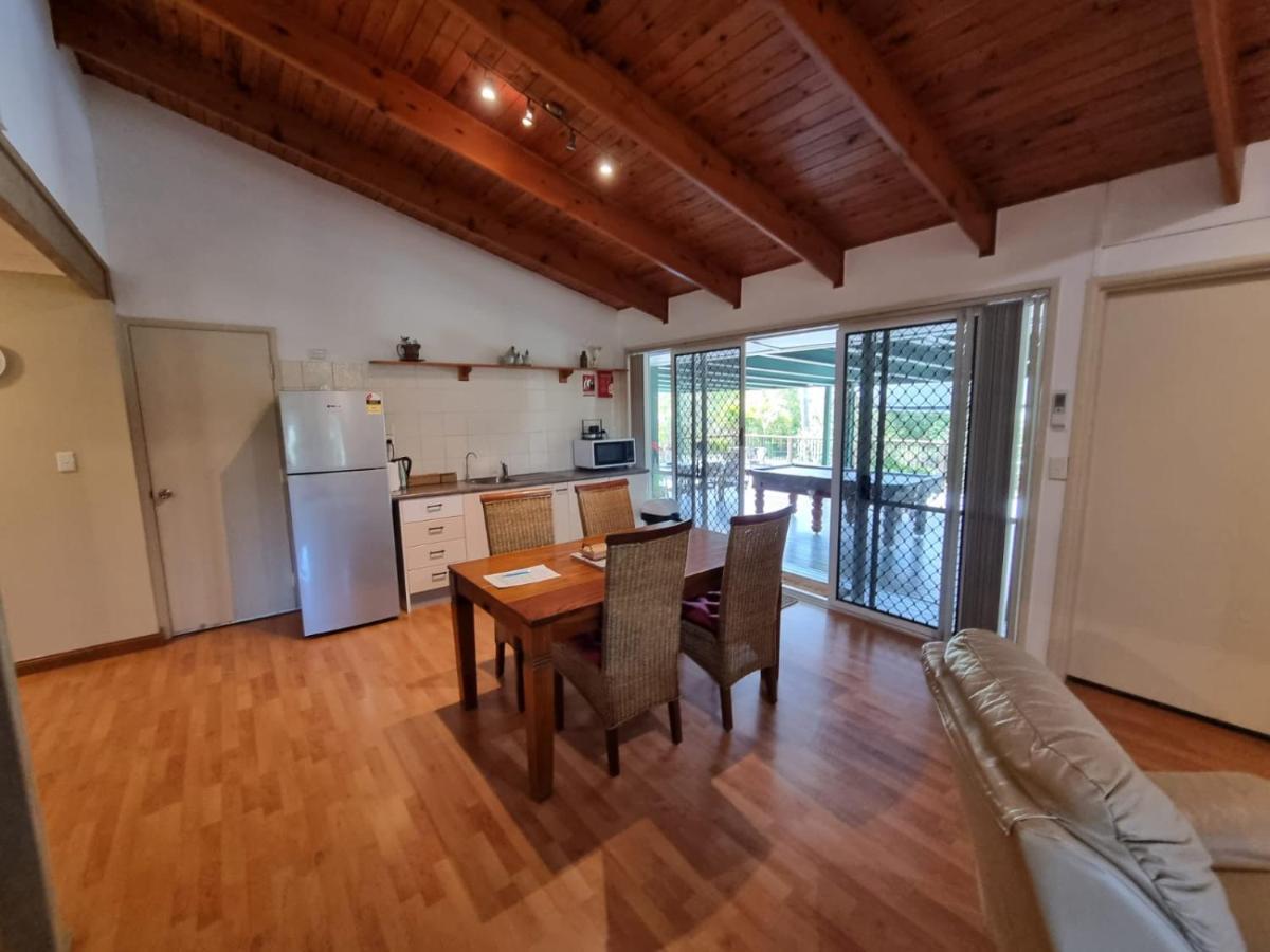 Clandulla & Farm stay Boyland